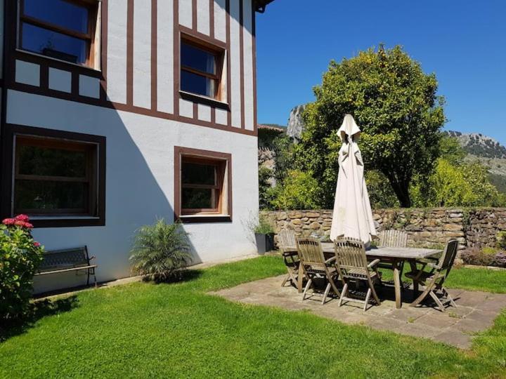 43A Nature With Parking By Aston Rentals Otañes Eksteriør bilde